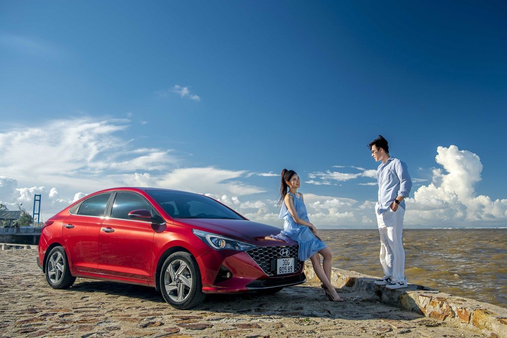 Cuộc đua sedan cỡ nhỏ: Hyundai Accent cho Toyota Vios, Honda City ‘hít khói’