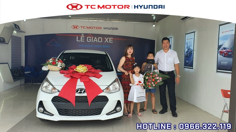 Hyundai Ninh Bình giao xe tới khách hàng tháng 7 Hyundai Ninh Bình giao xe tới khách hàng tháng 7